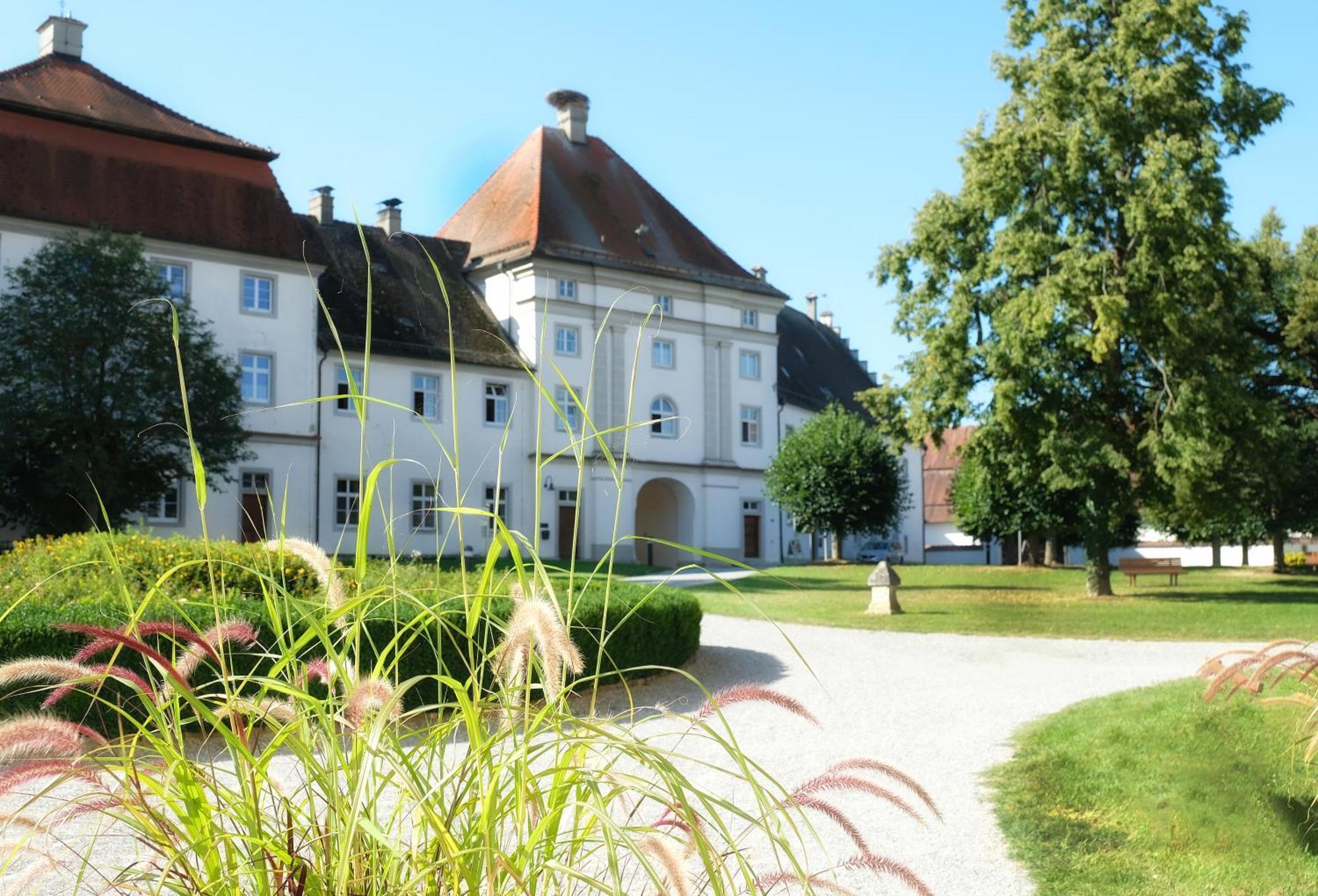 Kloster Obermarchtal Exteriör bild